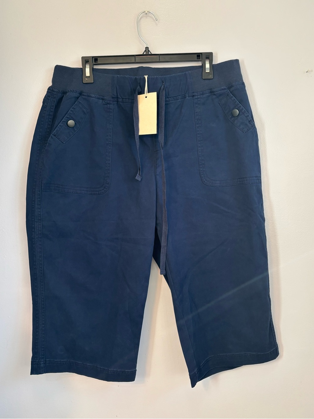 FLAMINGALS Straight Leg Crop Pants with Pockets (Navy Blue, Size 2XL. NWT